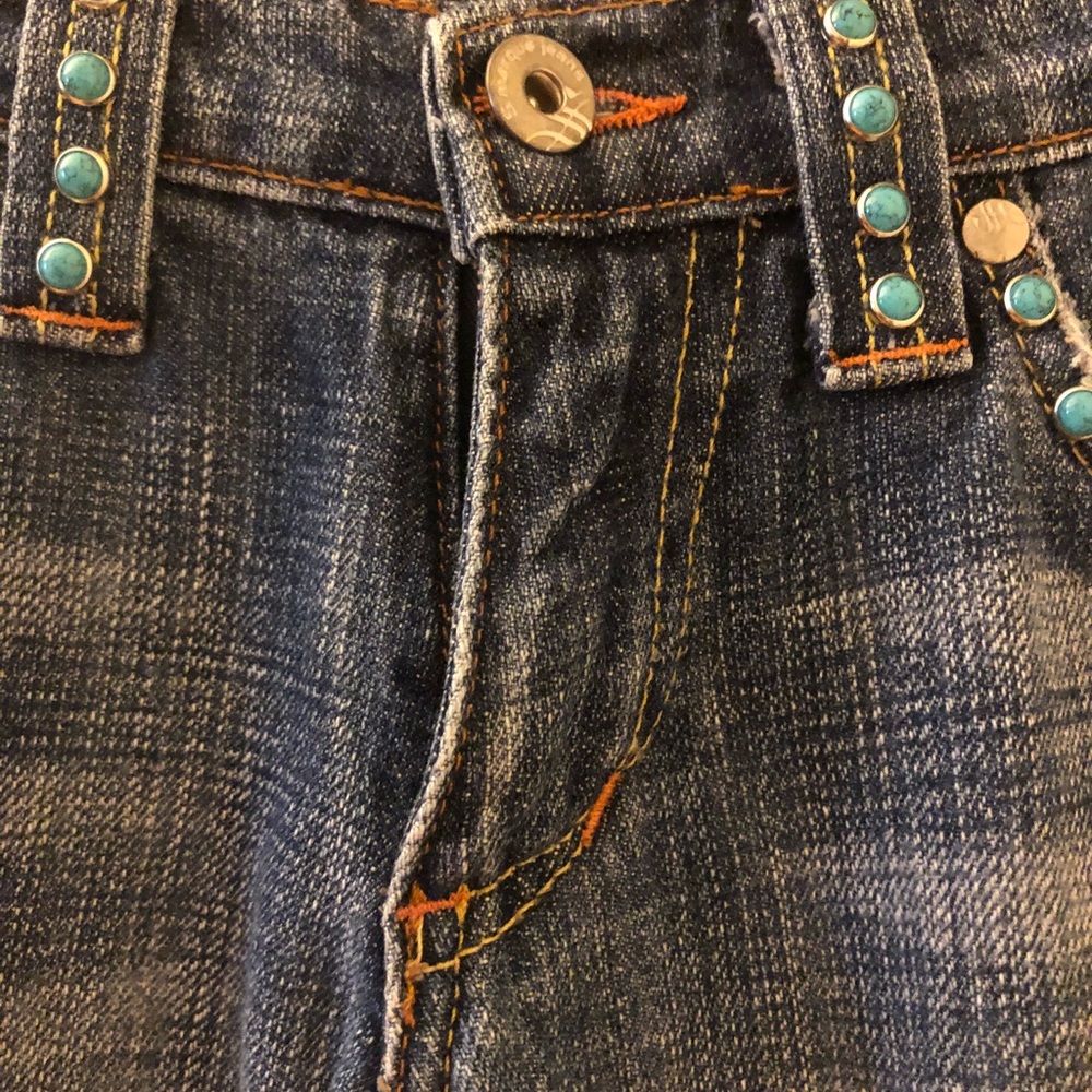 Trendy jeans!